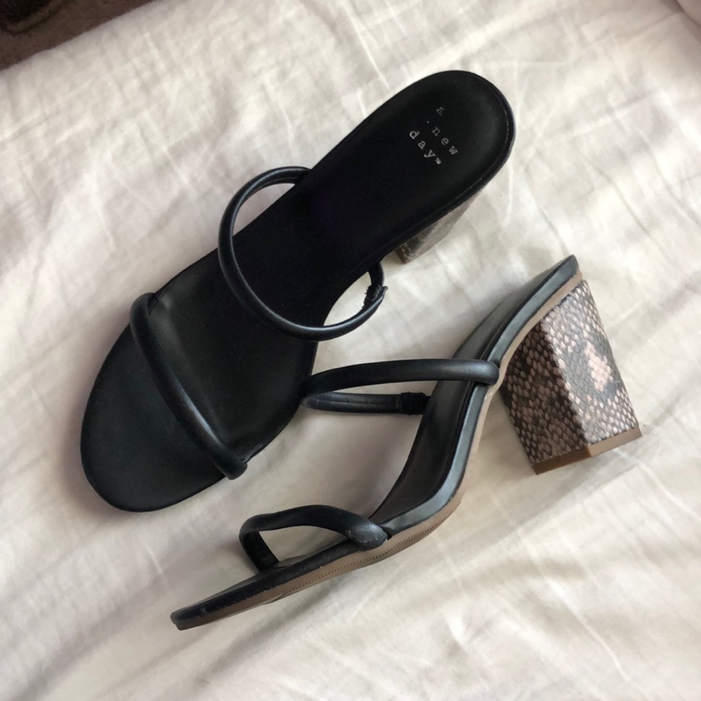 Snake skin block sandal heel